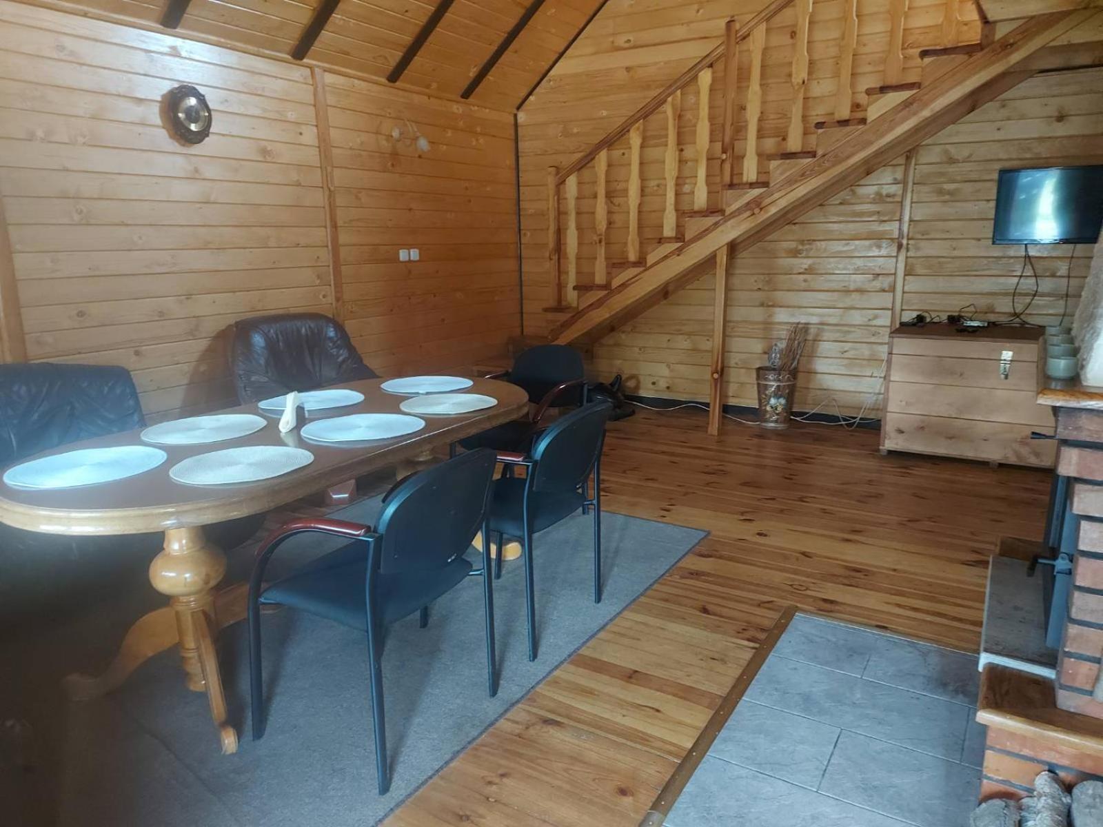 Bialowieza Spanie Na Sianie Puszcza Bialowieska Dubicze Cerkiewne Exterior photo